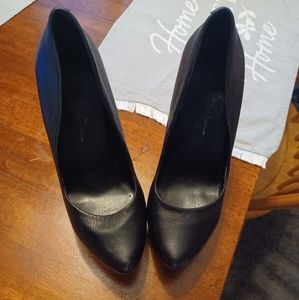 Jessica Simpson pumps size 8